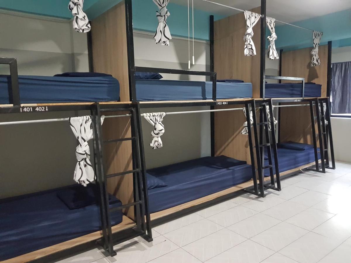 Me U Hostel Chiang Mai Extérieur photo